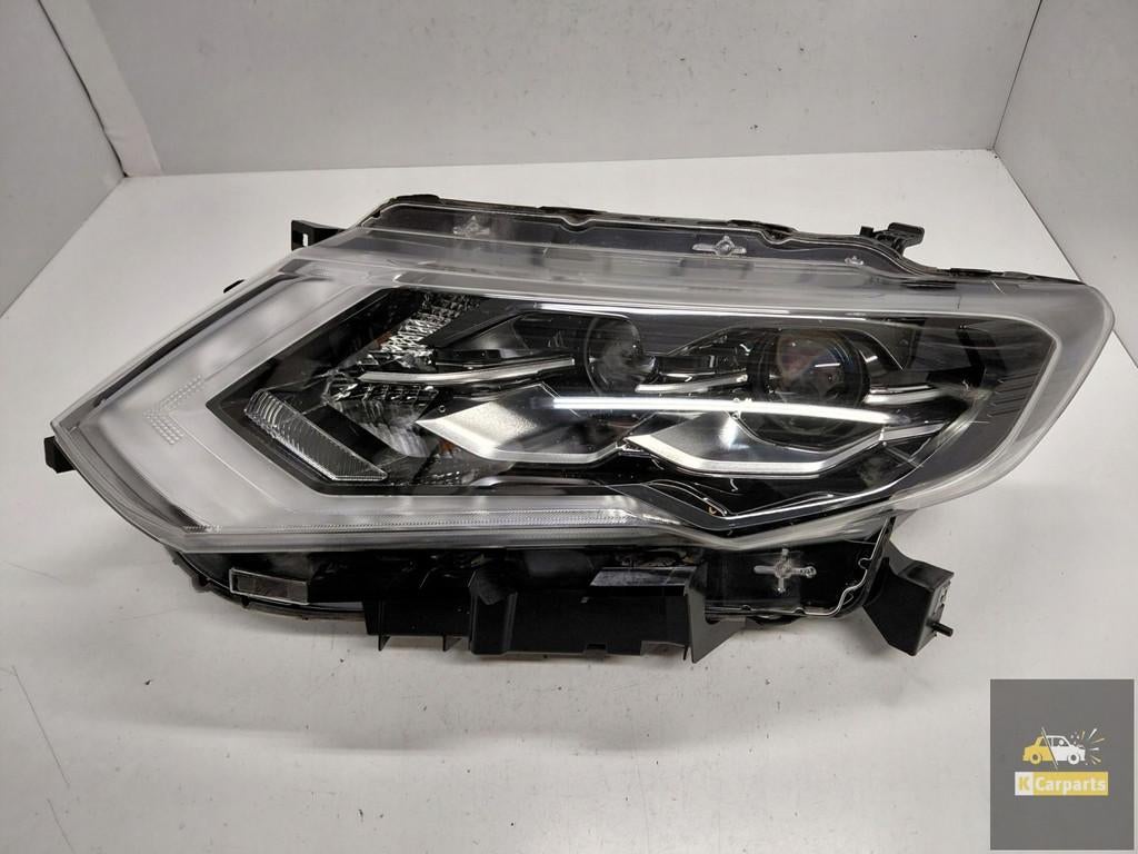 Nissan X-Trail T32 Lift Volledig Led-licht links, Takashima 1-chome 1-1
220-8686  Yokohama, NISSAN_SR@mail.nissan.co.jp, Nissan