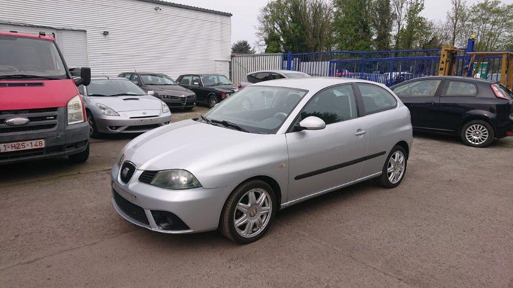 Seat Ibiza 1400cc sport essence 2006 162000km clim GARANTIE, Autos, Argent ou Gris, Achat, Entreprise, Boîte manuelle
