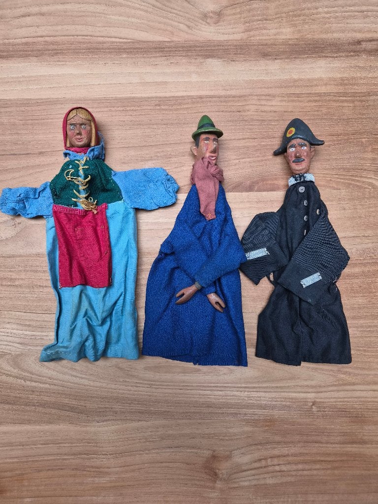 Vintage handpoppen poppentheater met kostuums en accessoires, Ophalen of Verzenden, Gebruikt, Pop