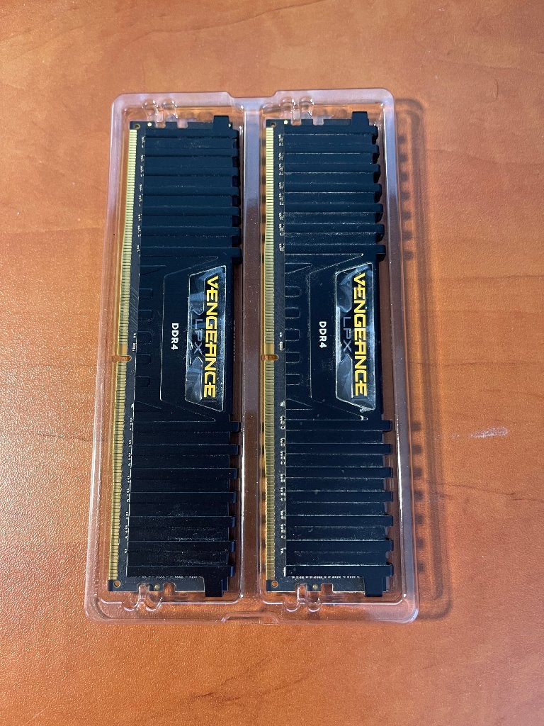 CORSAIR VENGEANCE LPX 16 GB (2x8 GB) DDR4 DRAM 3200 MHz C16, Computers en Software, RAM geheugen, DDR4, Ophalen of Verzenden, Zo goed als nieuw