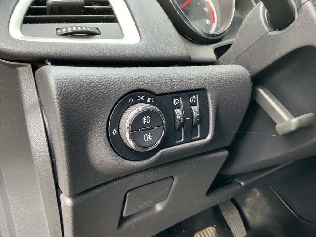 LICHTSCHAKELAAR Astra J Sports Tourer (PD8 / PE8 / PF8), Gebruikt, Opel, Opel Automobile GmbH, Kontakt-opel@opel.com