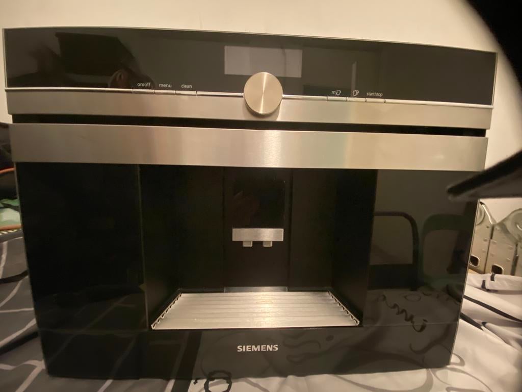 Siemens luxe koffiezetapparaat, Elektronische apparatuur, Ophalen, Zo goed als nieuw, Koffiemachine