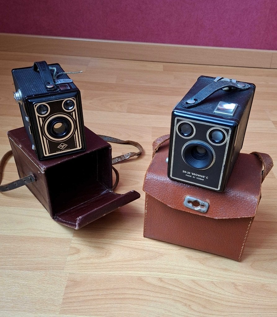 Anciens appareils photos Agfa et Kodak, Enlèvement, 1940 à 1960, Appareils photo