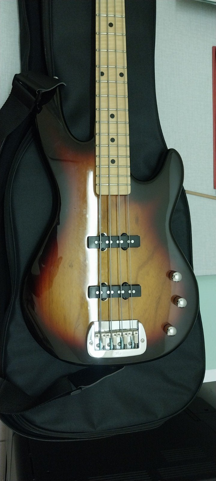 G&L JB-2 Tribute bass., Ophalen