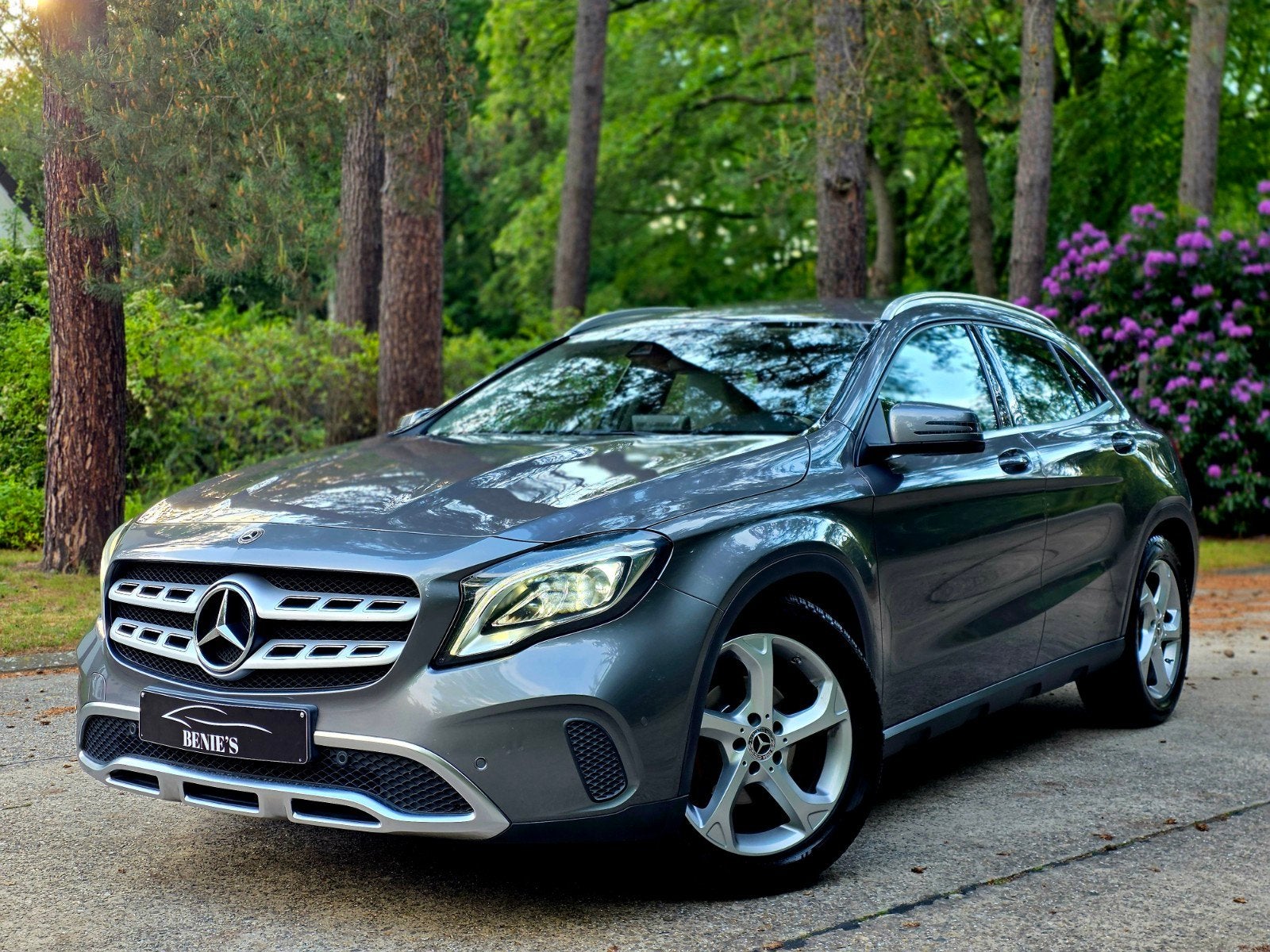 MERCEDES-BENZ GLA 180 - AUTOMATIQUE - 2018 - LIGNE URBAINE, 100 kW, Euro 6, Entreprise, Automatique