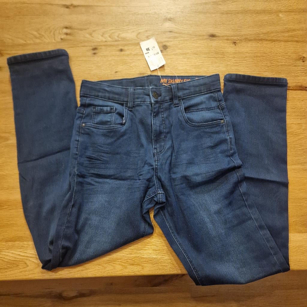 Donkerblauwe jeans Hema 158, Kinderen en Baby's, Kinderkleding | Maat 158, Broek, Nieuw, Ophalen of Verzenden, Hema