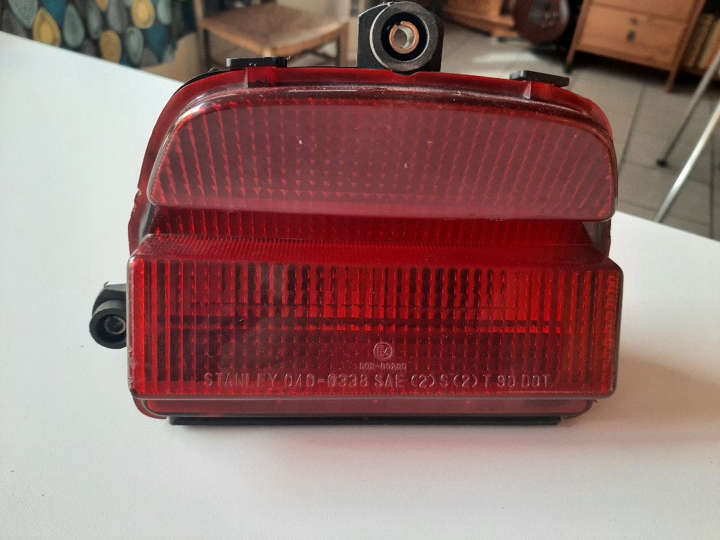 Feu arrière cbr 900 rr 1992, Motoren, Ophalen of Verzenden, Gebruikt