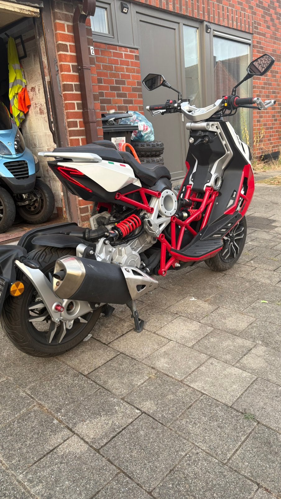 Scooter Italjet Dragster 125cc 2025 4800kms très belle, Entreprise