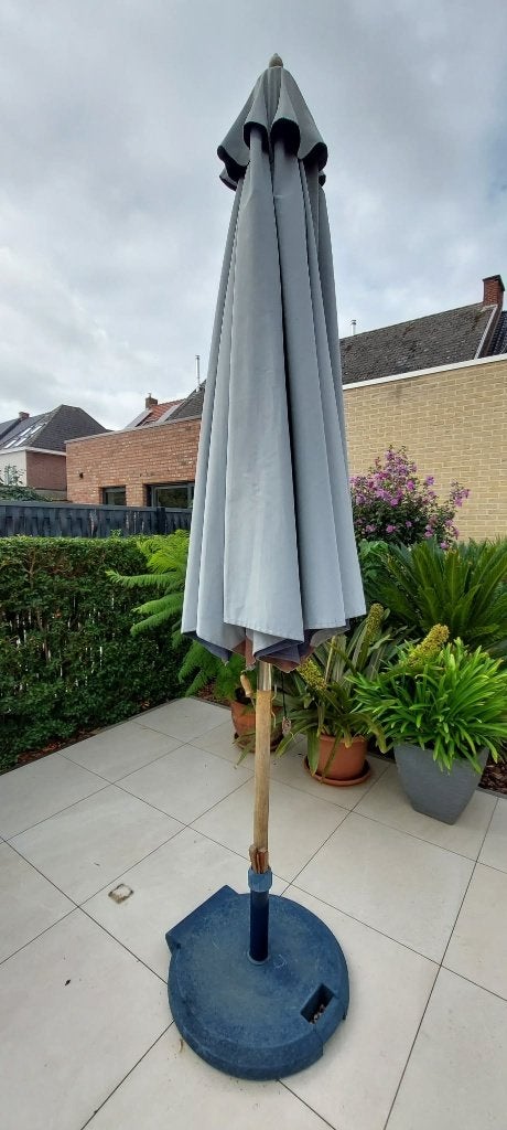 Parasol, Jardin & Terrasse, Enlèvement, Utilisé, 2 à 3 mètres, Parasol sur pied