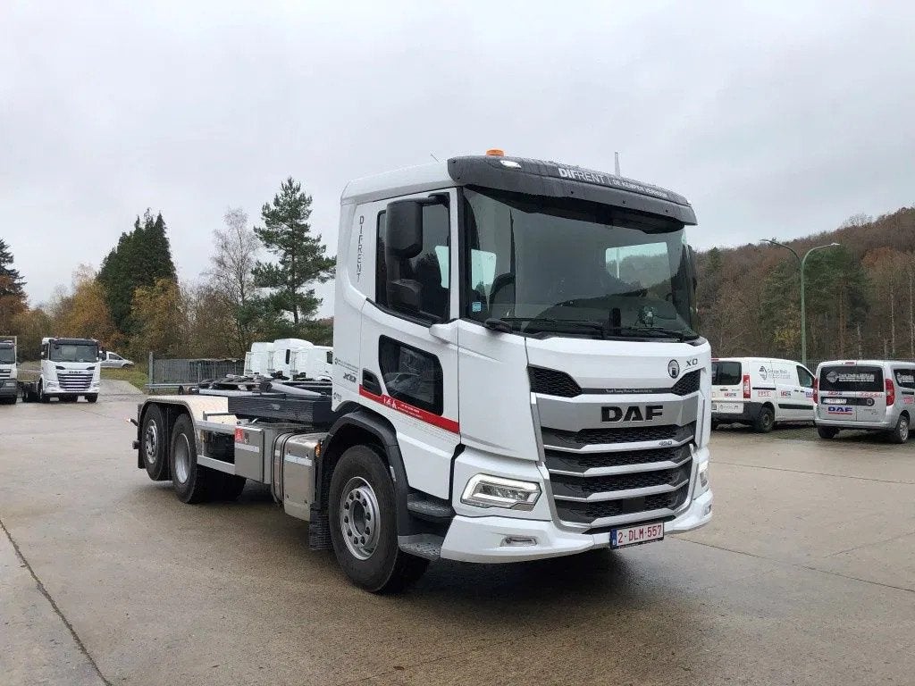 DAF XD 450 FAN 6x2 Road with HYVA Loader 20-6.2-S with bucki, Automaat, Euro 6, Wit, Bedrijf