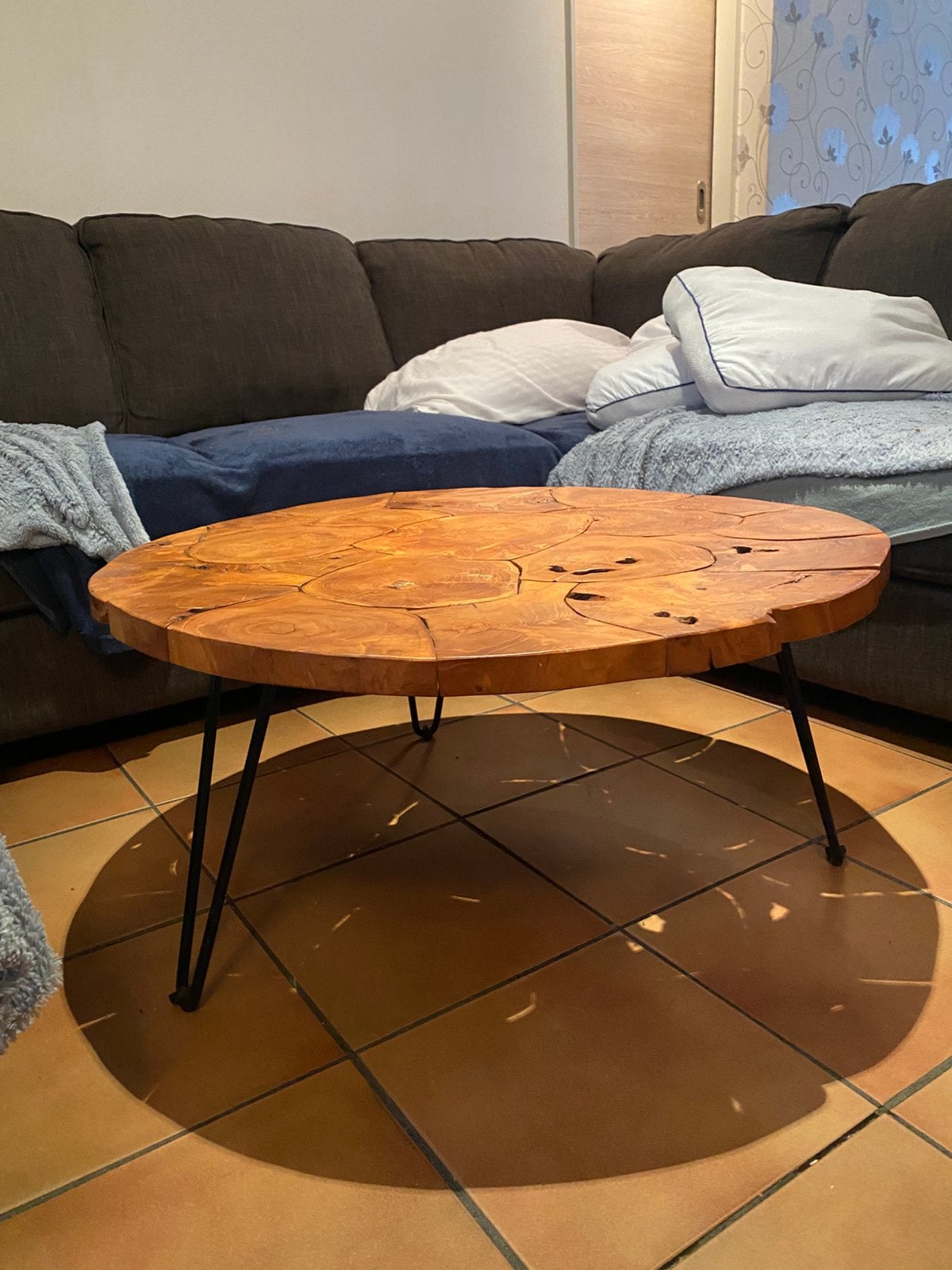 Ronde salontafel, Huis en Inrichting, Ophalen, Zo goed als nieuw, Rond