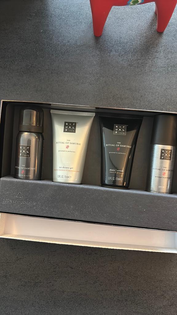 Coffret cadeau rituel pour homme, Enlèvement, Neuf