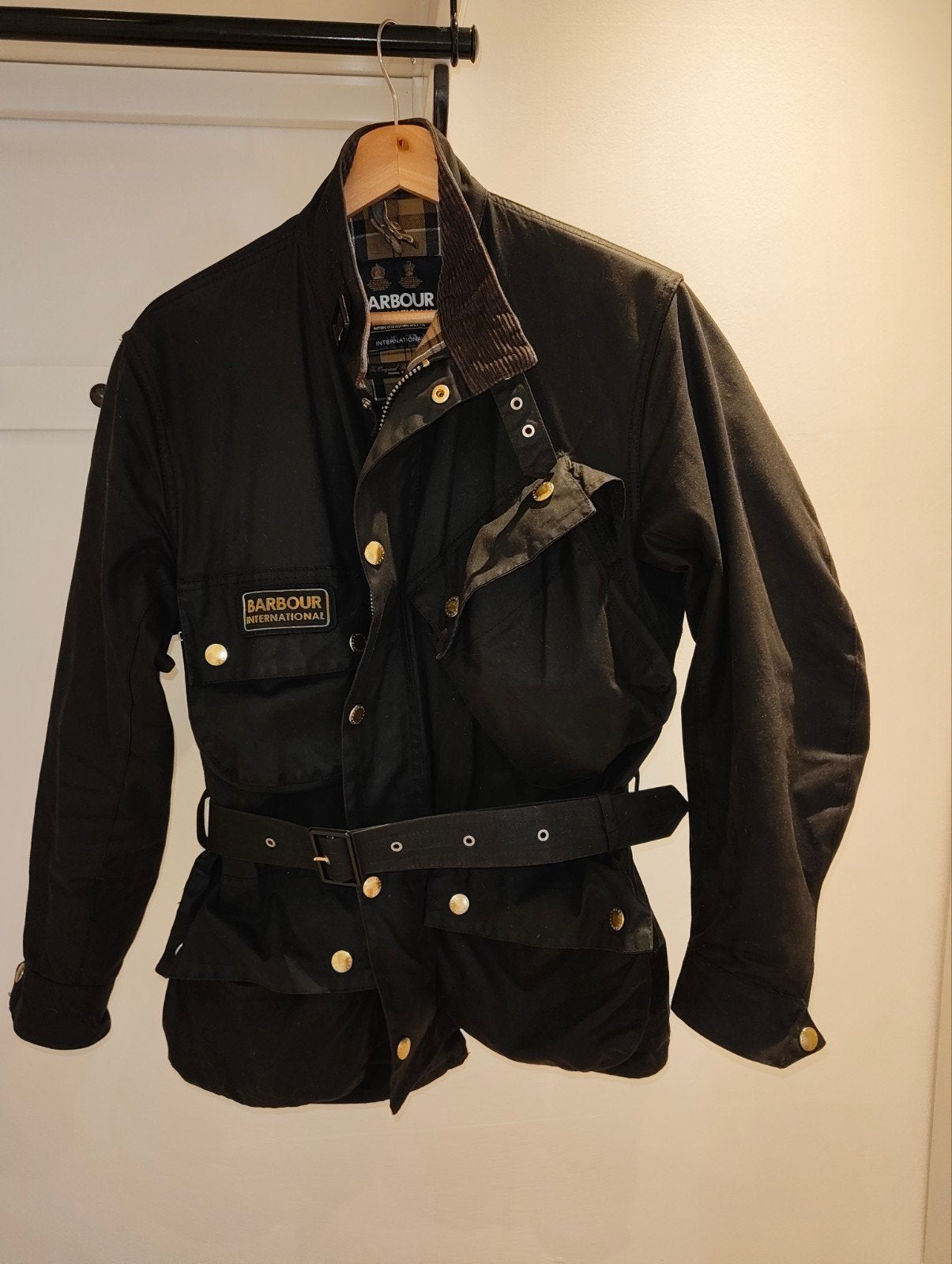 Barbour International 38, Barbour, Enlèvement ou Envoi, Comme neuf, Taille 46 (S) ou plus petite