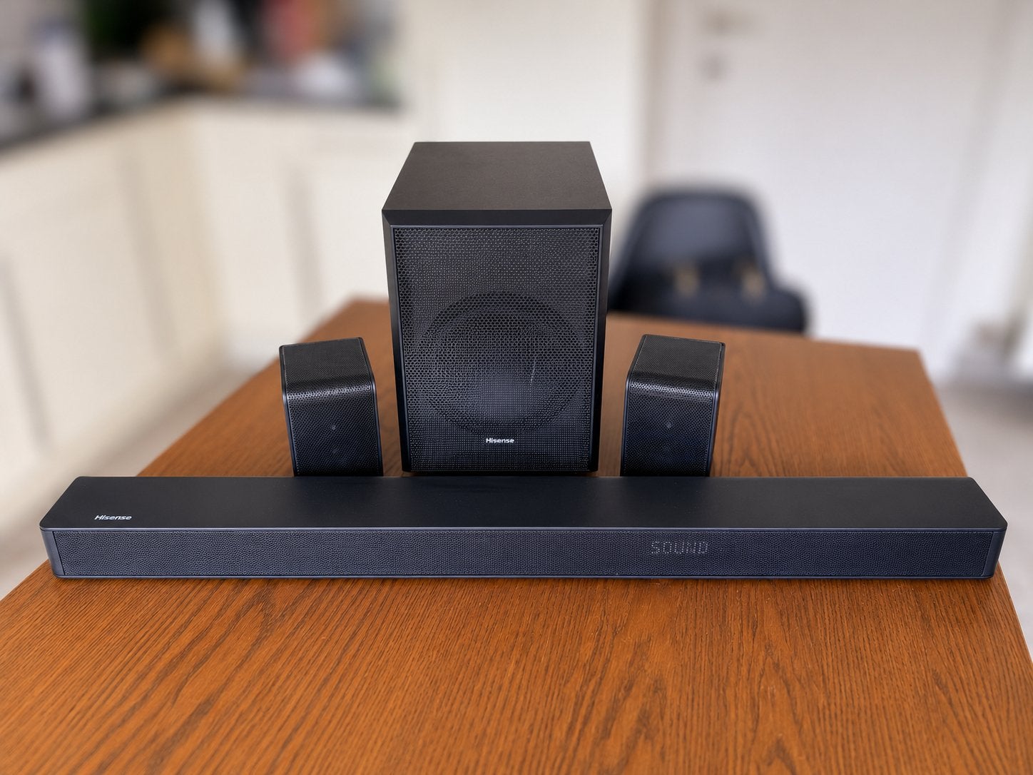 Hisense soundbar, subwoofer en twee boxen, TV, Hi-fi & Vidéo, Ensembles home-cinéma, Comme neuf, Barre de son, Enlèvement