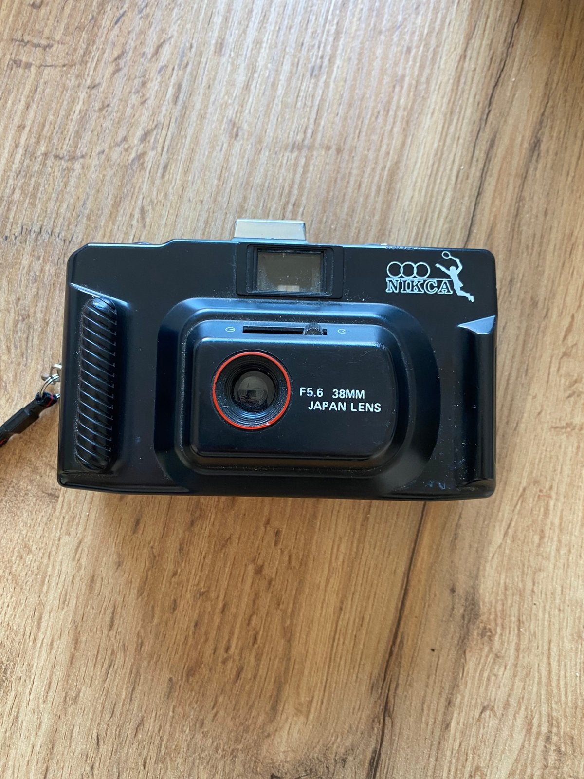 Nikca 38mm compactcamera japan lens, Ophalen of Verzenden, Zo goed als nieuw, Compactcamera