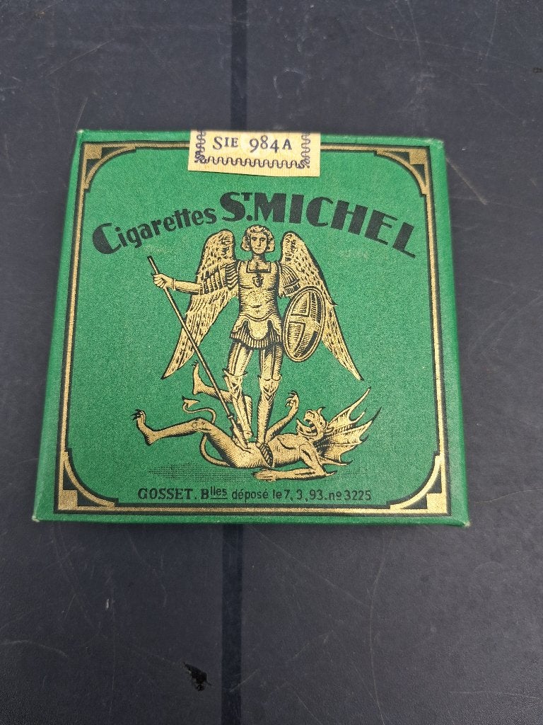SET DE CIGARETTES S.MICHEL tax 12FR, Enlèvement ou Envoi, Comme neuf, Emballage