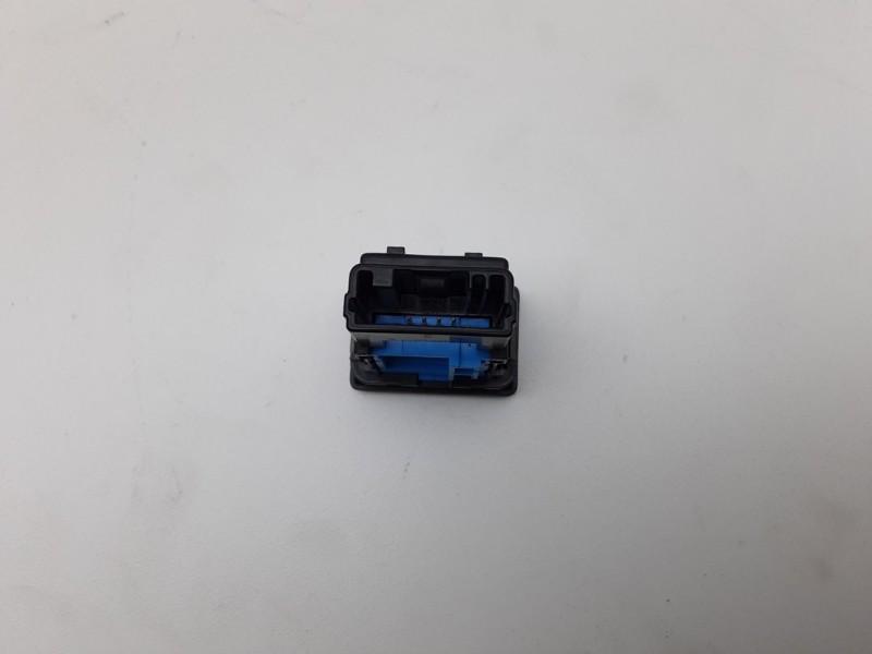 ESP SCHAKELAAR Toyota Yaris III (P13) (01-2010/09-2020), Gebruikt, Toyota