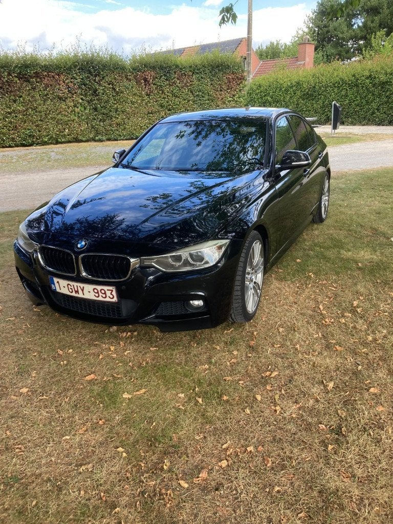 BMW 335i M Sportpakket | Harman Kardon | Schuifdak | Camera, Auto's, BMW, Automaat, 4 deurs, Achterwielaandrijving, Zwart