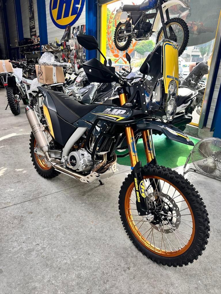 A vendre AJP PR7 Gold édition, Vélos & Vélomoteurs, Enlèvement, Comme neuf