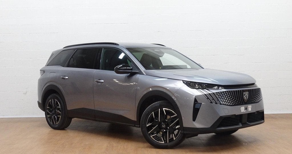 Peugeot 5008 1.2 HYBRID 145 e-DSC6 Allure 7 seats, Auto's, Peugeot, Stof, Gebruikt, 1700 kg, 7 zetels