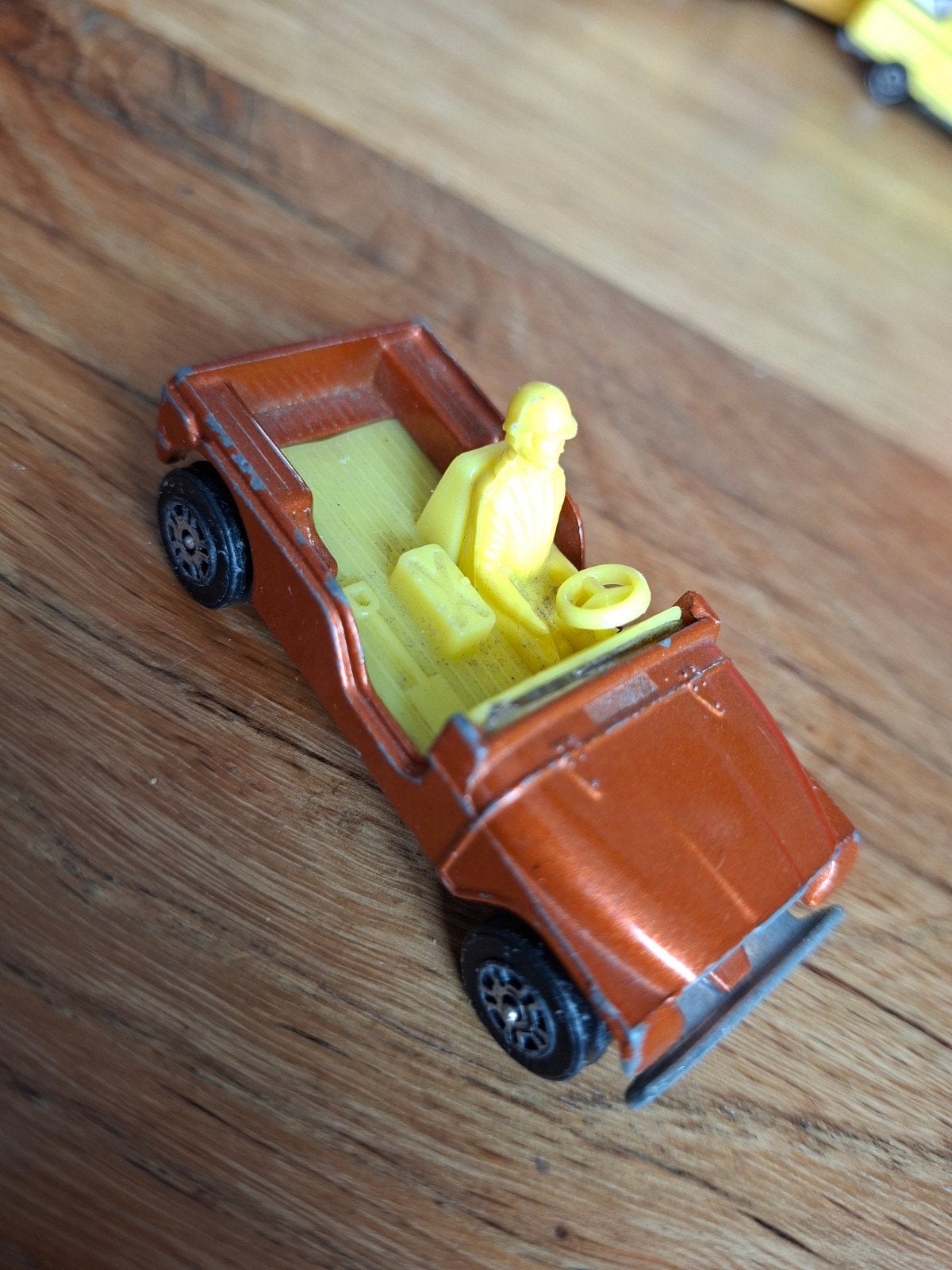 Corgi jeep CJ-6, Ophalen