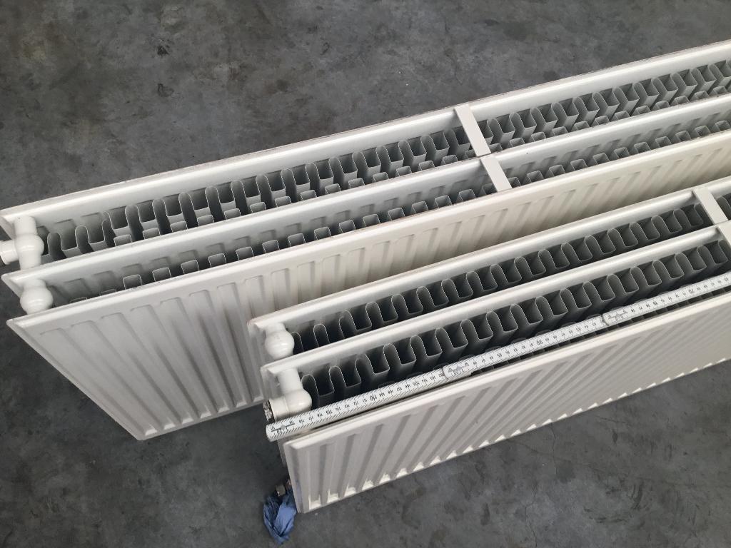 Radiatoren, Doe-het-zelf en Bouw, Verwarming en Radiatoren, Ophalen, Zo goed als nieuw