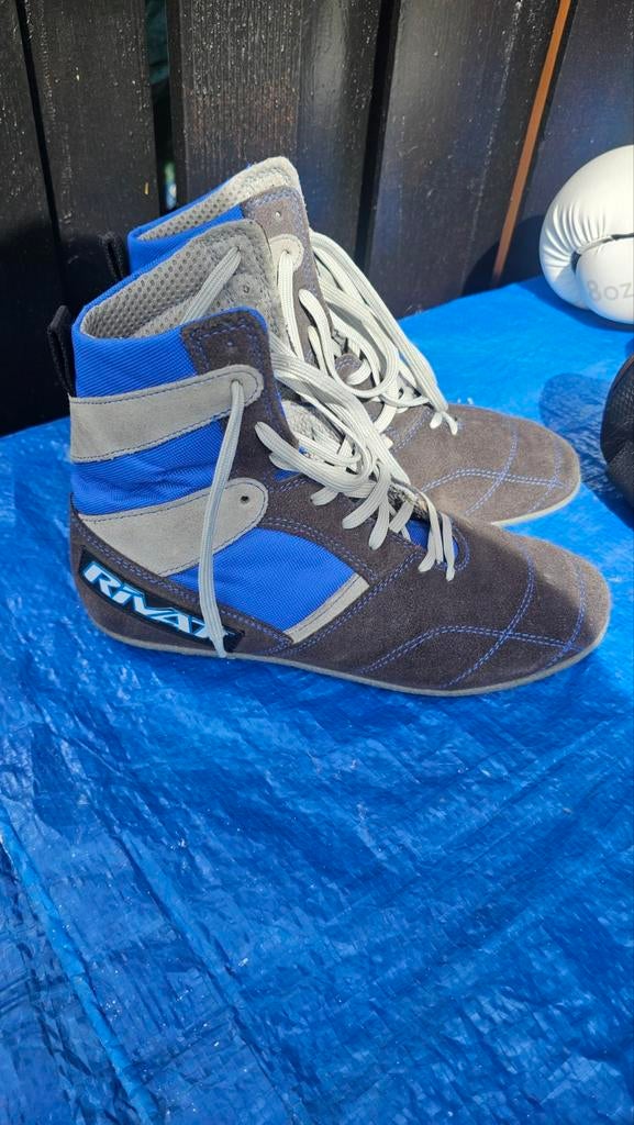 Chaussures de boxe Rivat neuve P39, Enlèvement, Chaussures