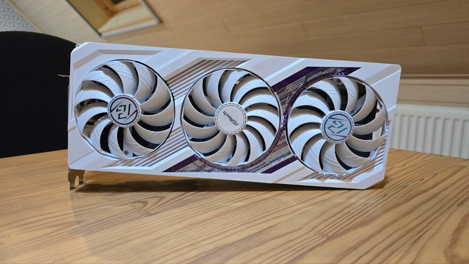 Amd RX 7900XT Phantom gaming White, Computers en Software, Videokaarten, AMD, Ophalen