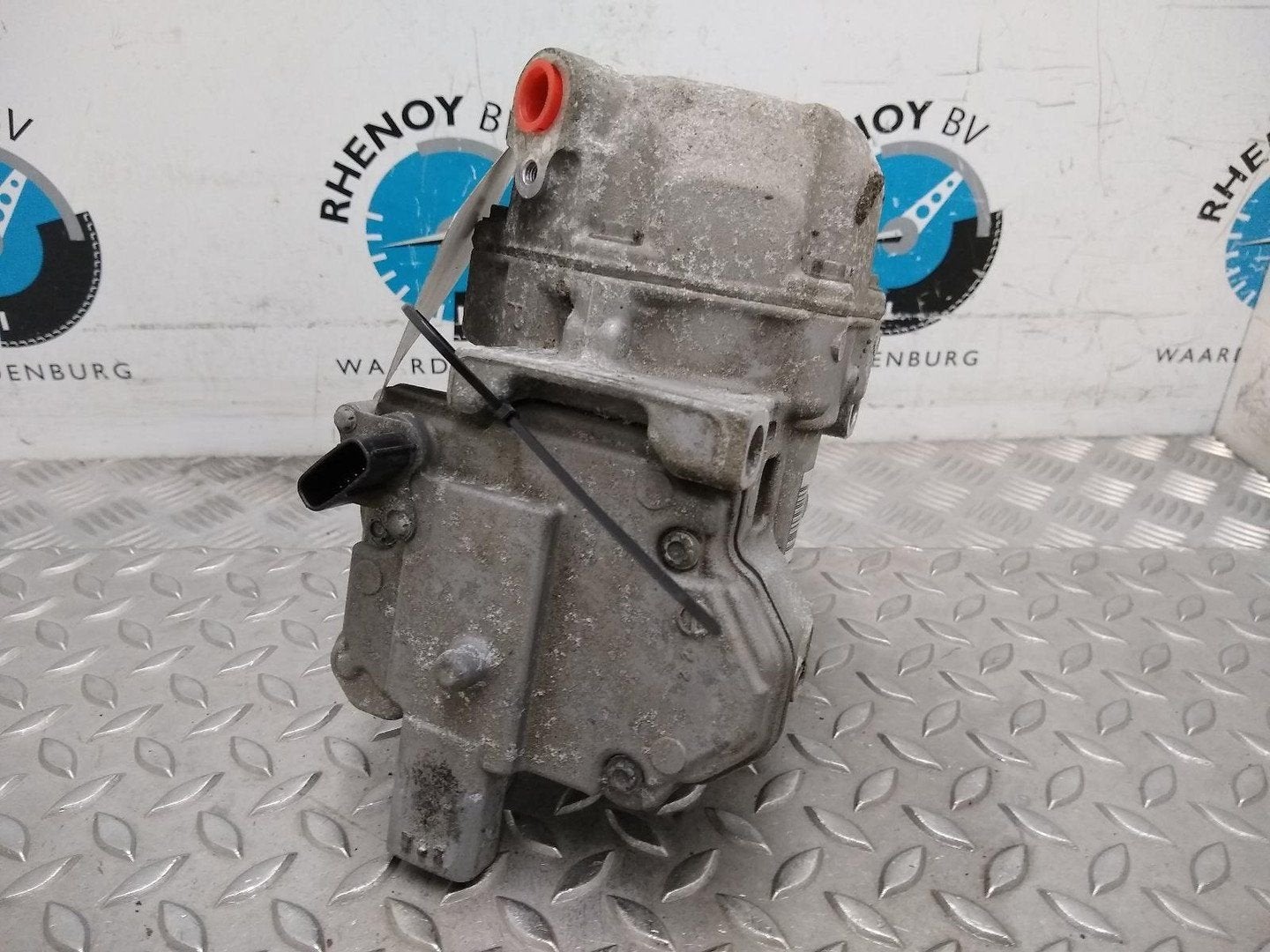 TOYOTA PRIUS AIRCO COMPRESSOR / AIRCOPOMP 2011, Ophalen of Verzenden, Gebruikt, ARN erkend
