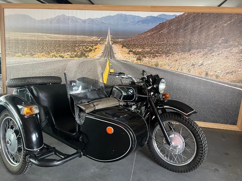 DNEPR side car, Motos, Motos | Oldtimers & Ancêtres, Tourisme, 12 à 35 kW, Manuelle, Enlèvement