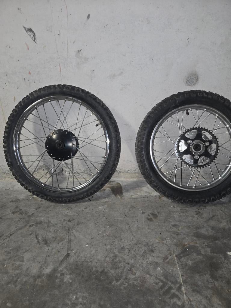 honda mt5 set wielen 300e, Fietsen en Brommers, Ophalen