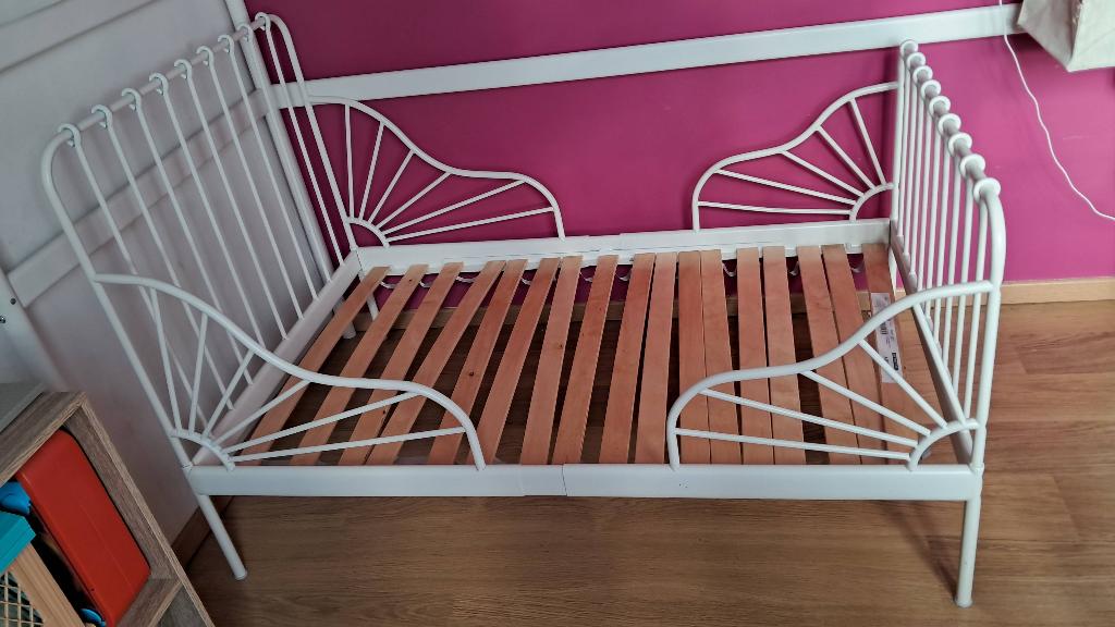Lit Ikea Extensible + Sommier, Enfants & Bébés, Enlèvement, Comme neuf, 180 cm ou plus, 85 à 100 cm