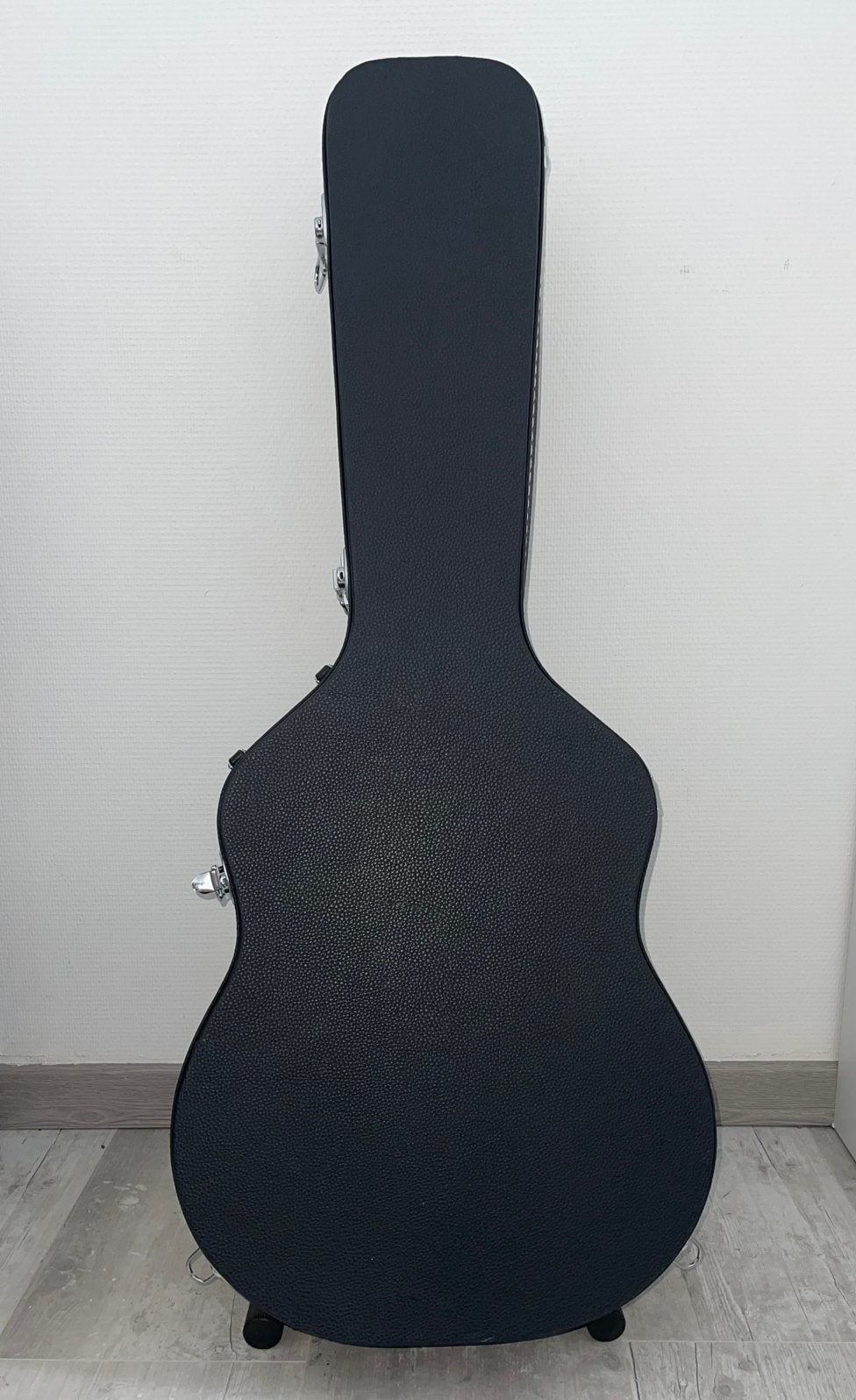 4/4 gitaarkoffer, Muziek en Instrumenten, Behuizingen en Koffers, Ophalen, Zo goed als nieuw