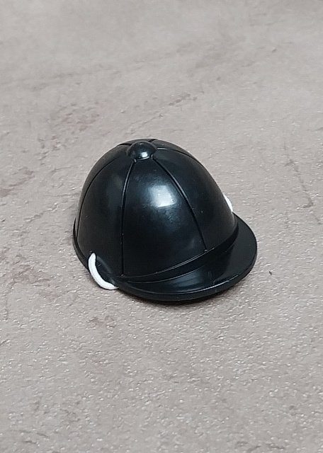 Barbie tok / paardrijhelm, Ophalen of Verzenden, Zo goed als nieuw, Barbie