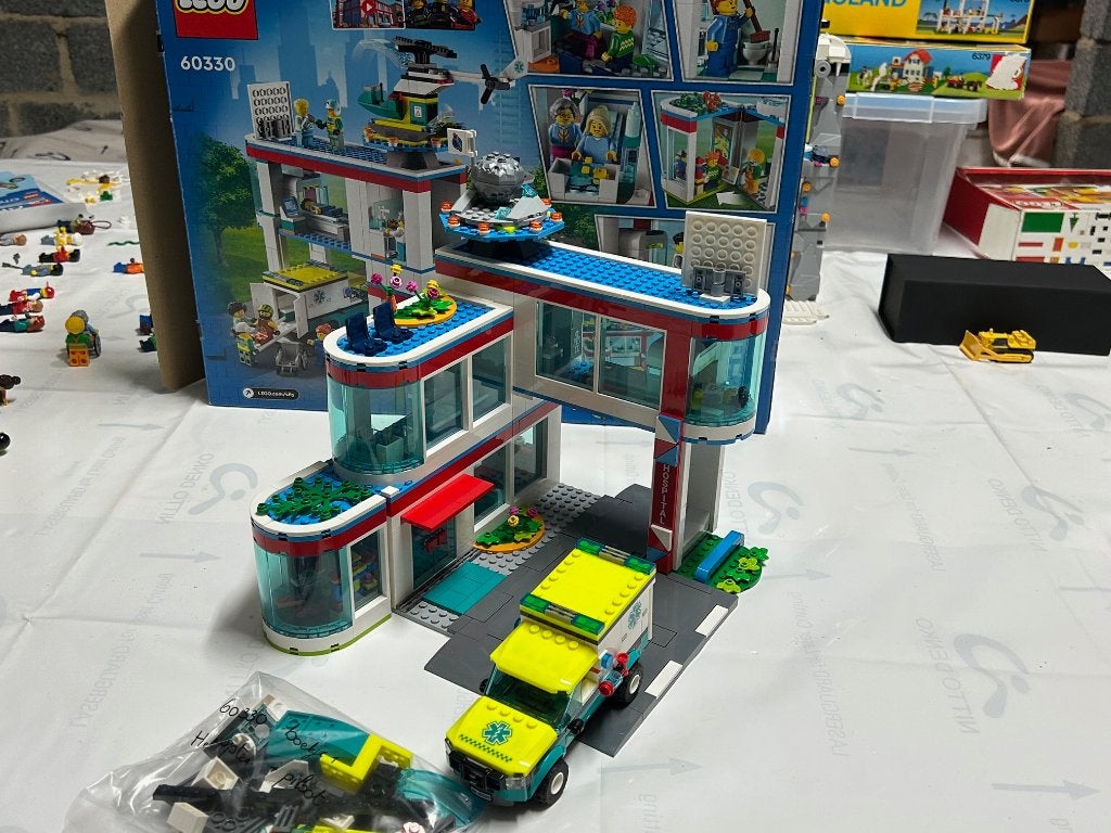 Lego City ziekenhuis, City, Lego, Ophalen of Verzenden, Zo goed als nieuw