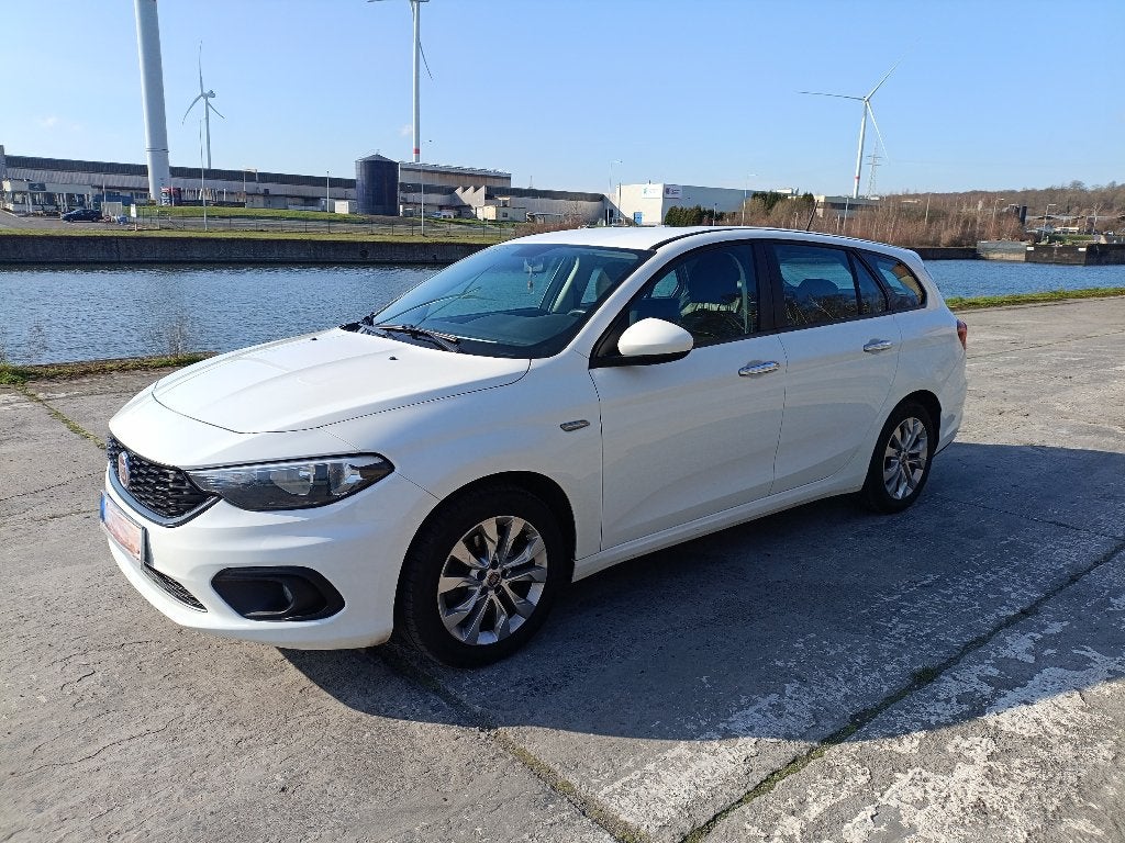 Fiat Tipo break  1.4 i 95 cv 2020  "GPS" "CLIM", Voorwielaandrijving, Overige bekleding, Start-stop-systeem, Wit