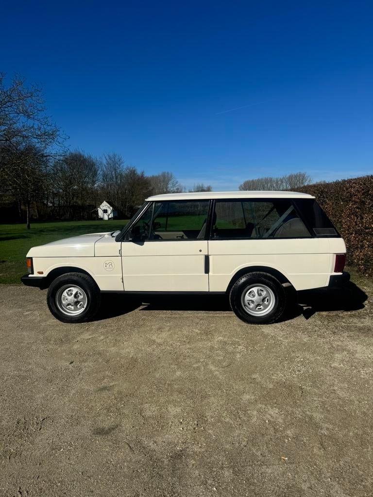 Range Rover 3-Deurs 2.5 Turbo Diesel (Oldtimer 1990), Auto's, Oldtimers, Particulier, 4x4, Dakrails, Radio, Land Rover, Diesel
