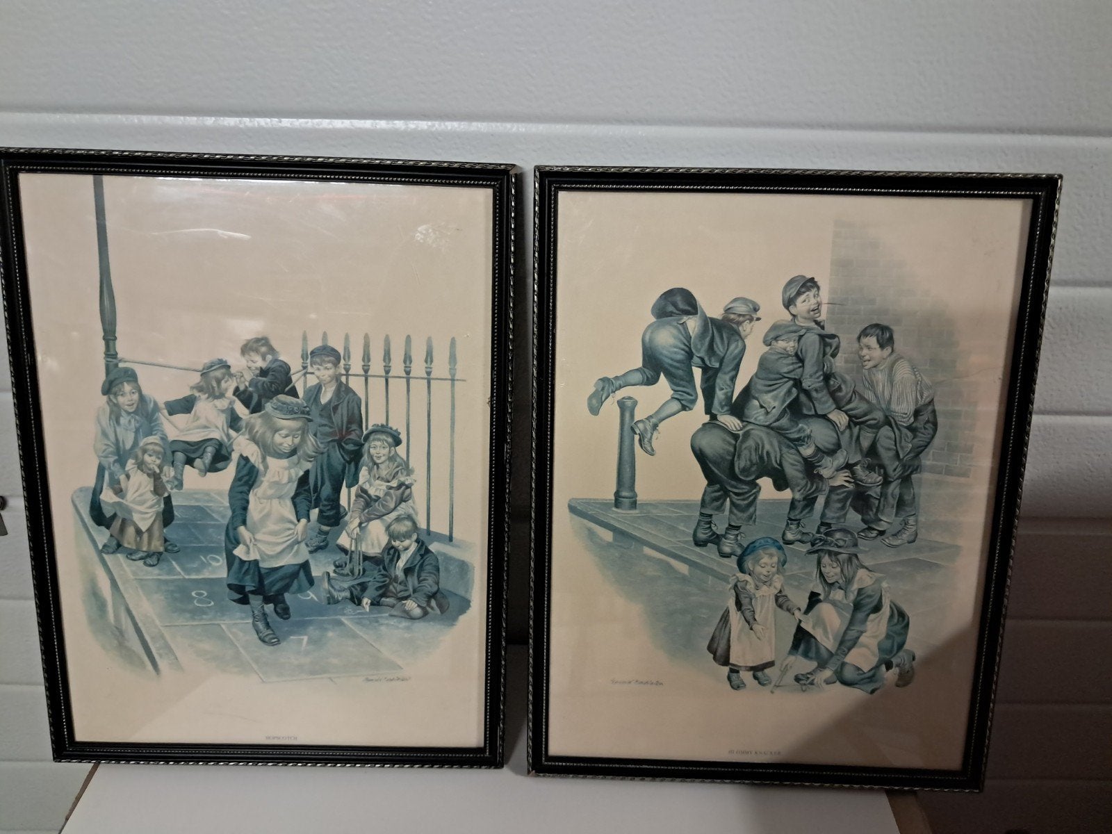 Buitenspelende kinderen Victoriaans tijdperk/gesigneerd, Antiquités & Art, Art | Dessins & Photographie, Signé, Enlèvement