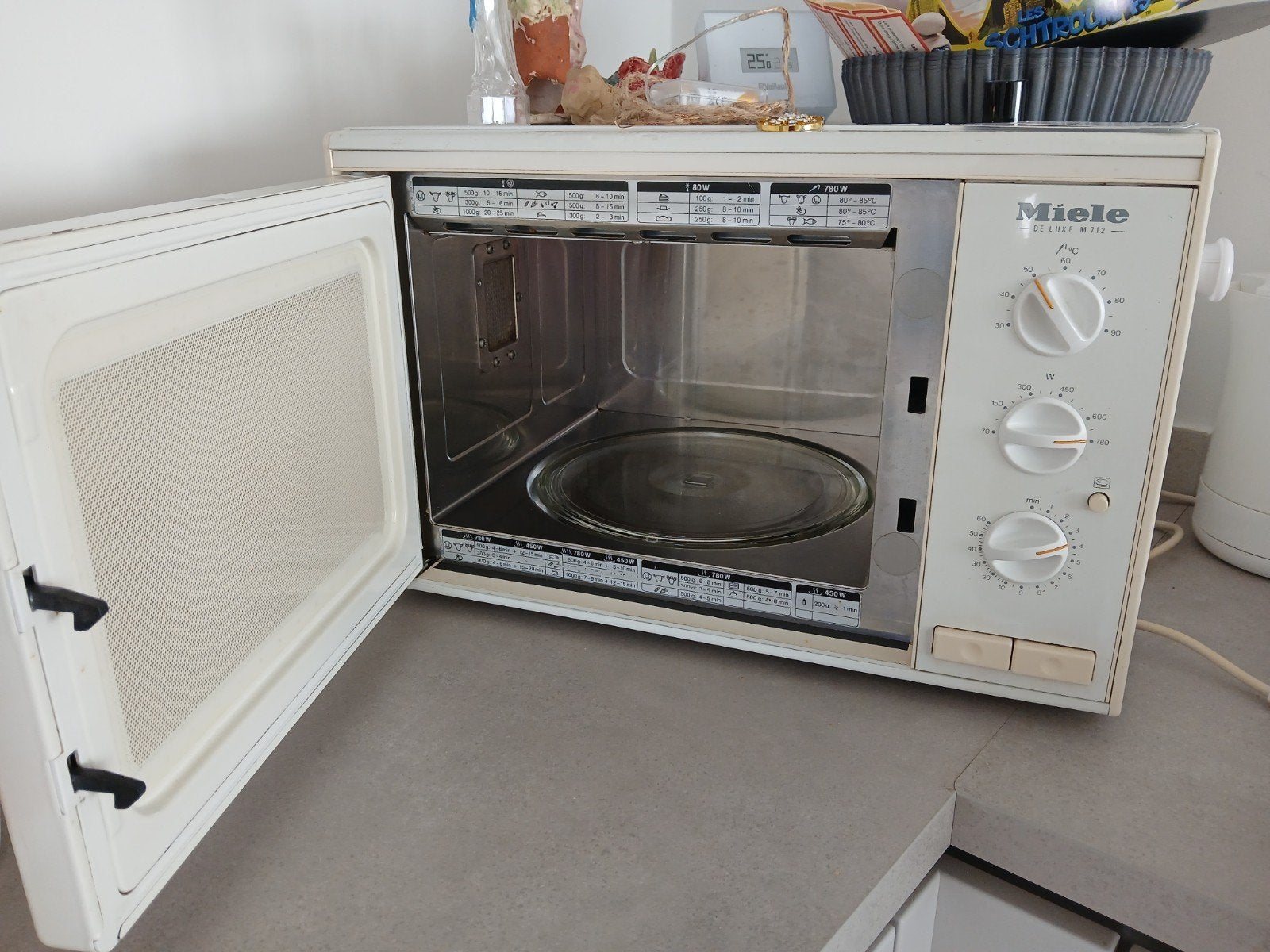Miele micro-ondes M712, Ne fonctionne pas, À Poser, Micro-ondes, Plaque tournante