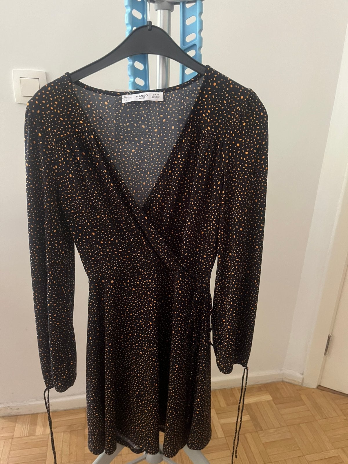 Robe neuve Mango Basics - Taile : XS, Vêtements | Femmes, Enlèvement, Neuf, Taille 34 (XS) ou plus petite, Brun