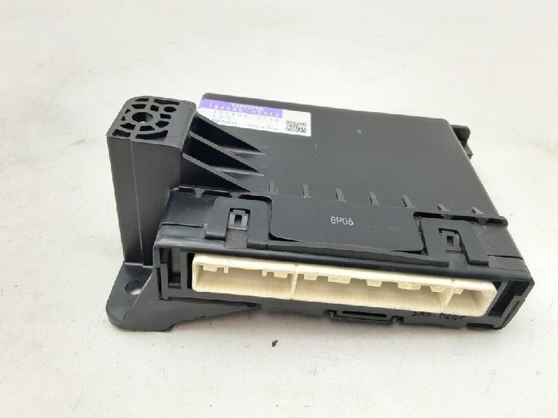 COMPUTER KOELING Toyota Prius Plus (ZVW4) (01-2011/-), Gebruikt, Toyota