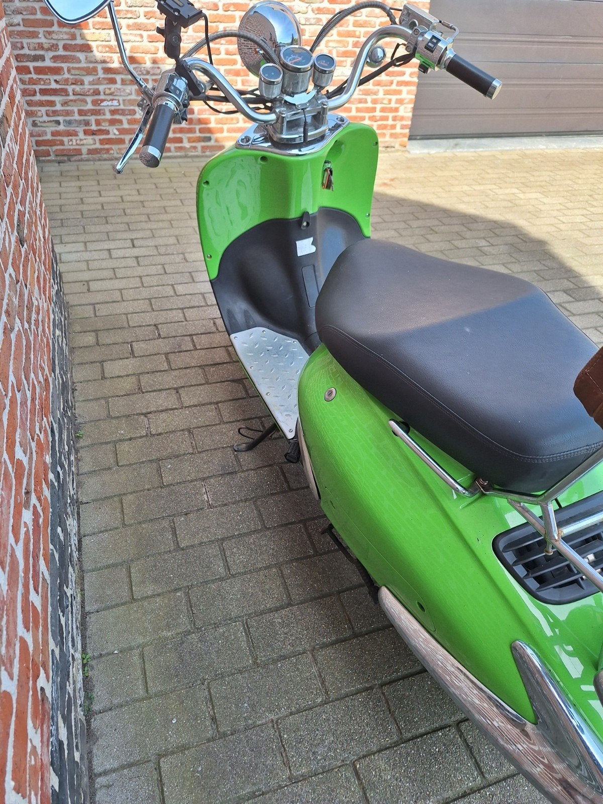 Retro scooter, Enlèvement, Utilisé, Essence