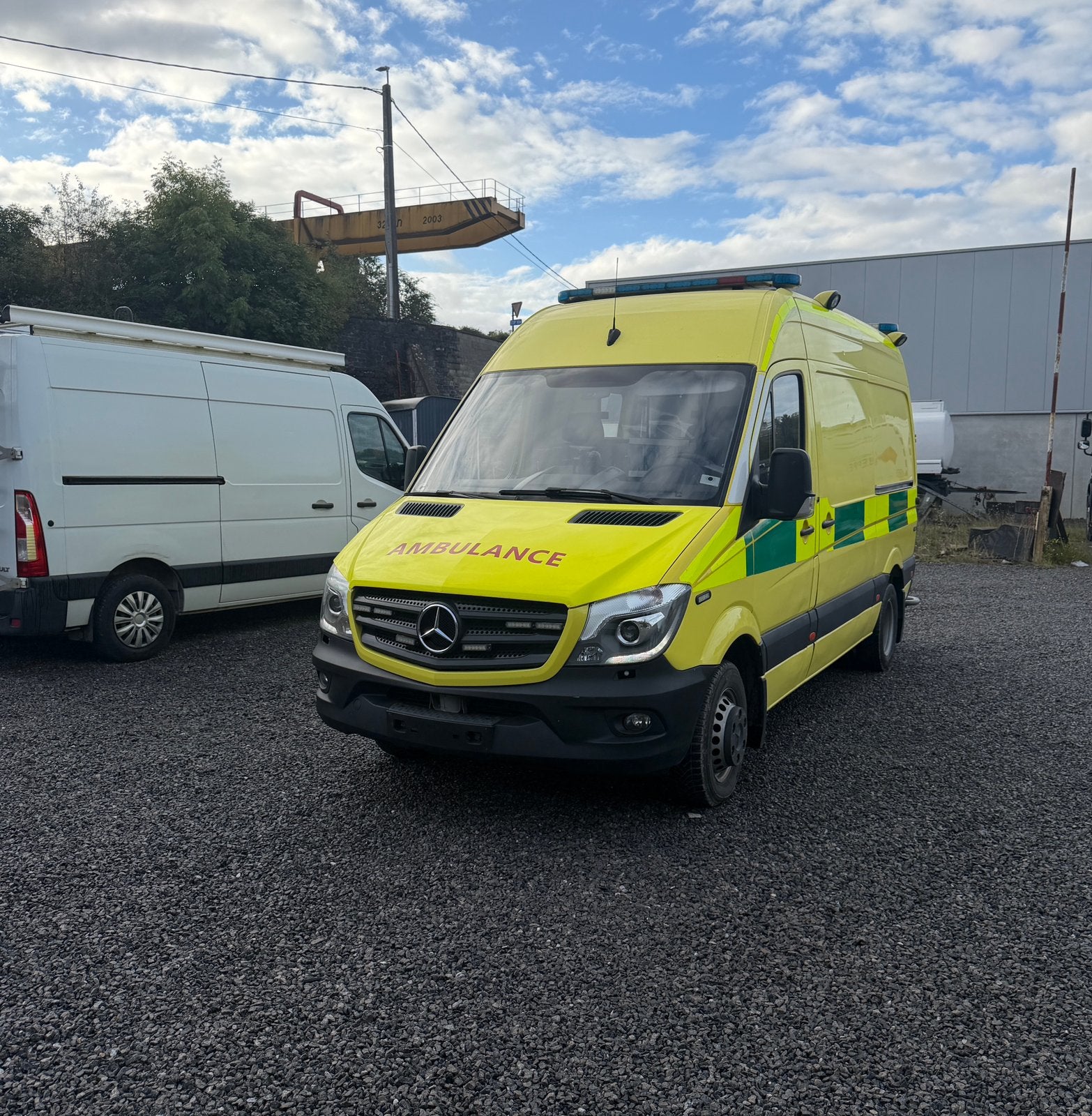 MERCEDES SPRINTER 519 CDI V6 – AMBULANCE FULL ÉQUIPÉE, Auto's, Automaat, Euro 5, Achterwielaandrijving, Zwart