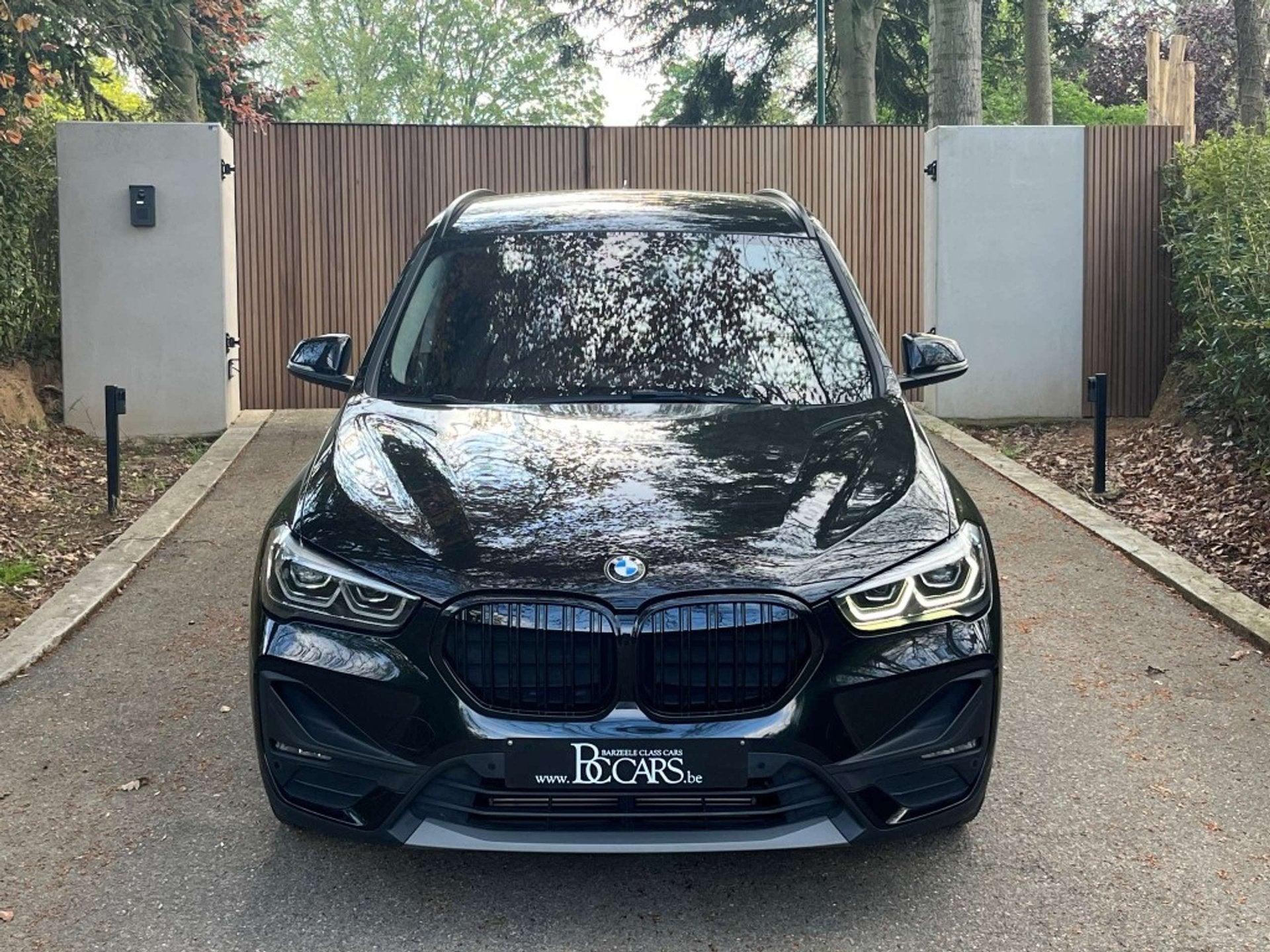 BMW X1 25e Full led-Prof-Leer-Head Up-Zetelverw-Cam-19", Zwart, Bedrijf, 5 zetels, Hybride Elektrisch/Benzine