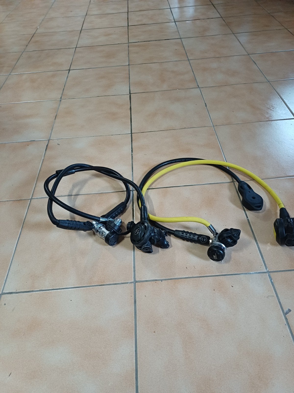 set haut de gamme de deteneur Scubapro, Sports nautiques & Bateaux, Enlèvement ou Envoi, Utilisé