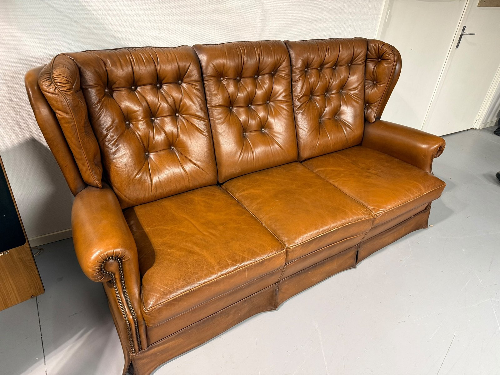 M&G Chesterfield Stijl Leren Bank en Fauteuils, Ophalen, Gebruikt