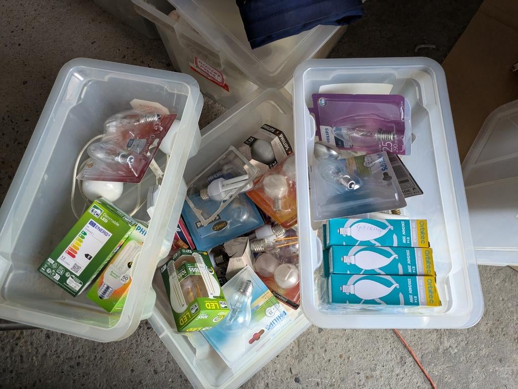 Lot gloeilampen, Huis en Inrichting, Ophalen