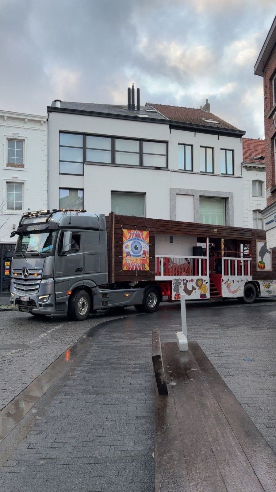 CARNAVALWAGEN CIRCUS TE KOOP!!!, Hobby en Vrije tijd, Feestartikelen, Ophalen, Gebruikt, Feestartikel