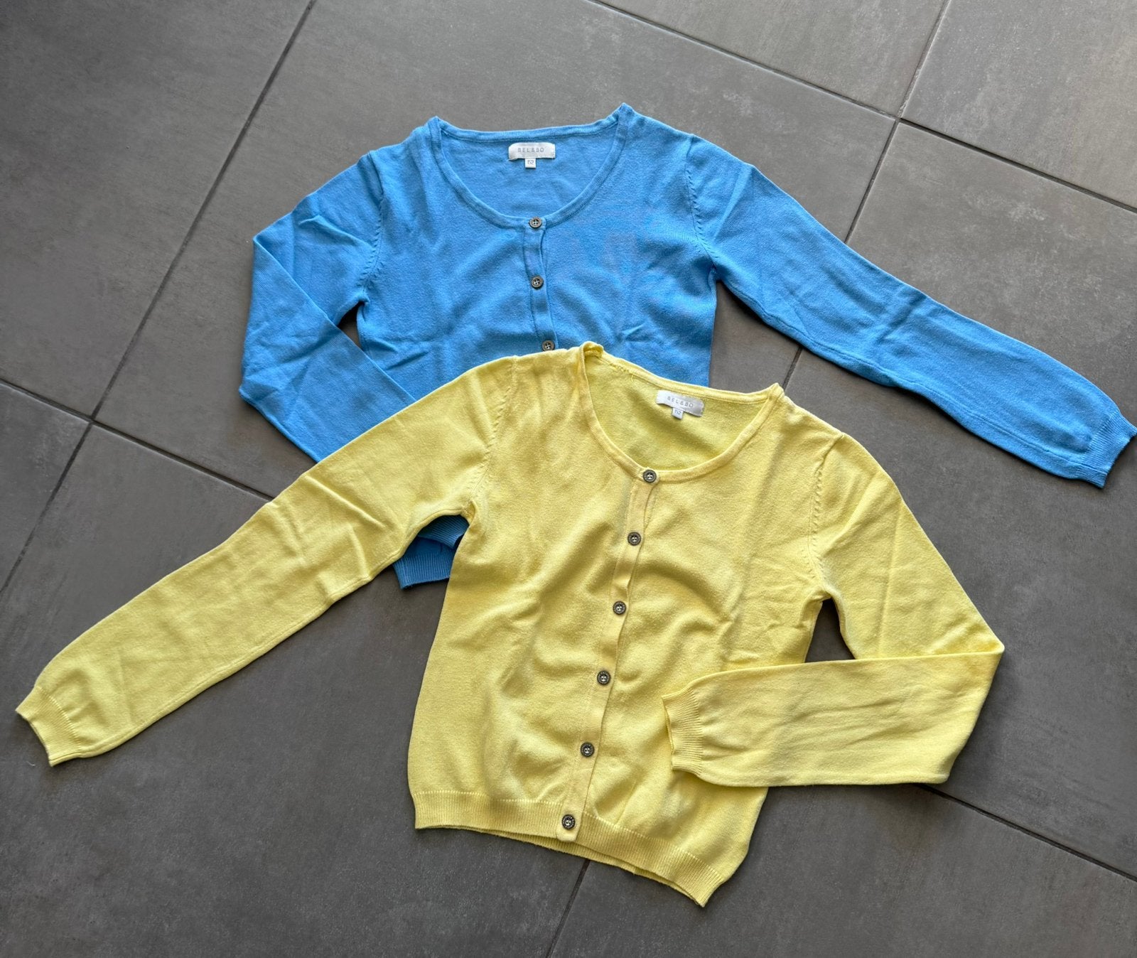 2 gilets maat 152, Kinderen en Baby's, Kinderkleding | Maat 152, Ophalen, Gebruikt, Meisje, Trui of Vest