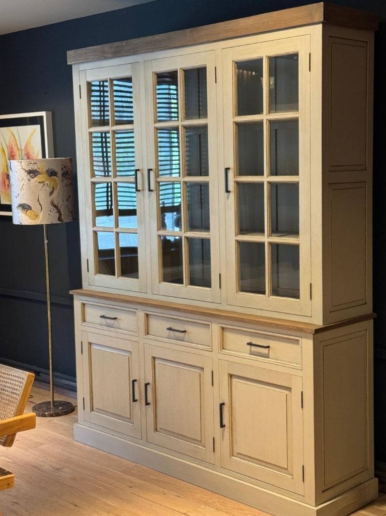 vitrinekast in teak nieuw uit verpakking!, Huis en Inrichting, Kasten | Vitrinekasten, Ophalen, Met deur(en), Teakhout, Nieuw